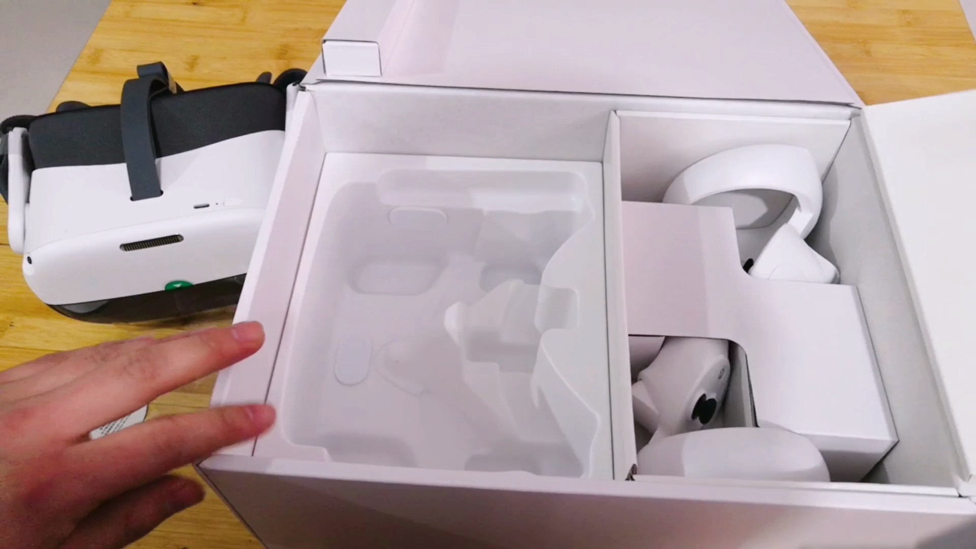 3F1DEEA8F9704E2294003CAB01B8F55F_Videoframe_20220218_164255_com.huawei.himovie